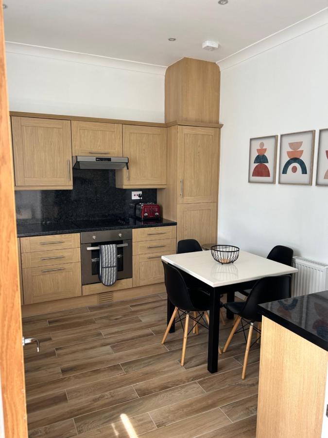 1L Albert Place Maddiston Road Brightons Falkirk Fk2 0Jx 폴몬트 외부 사진