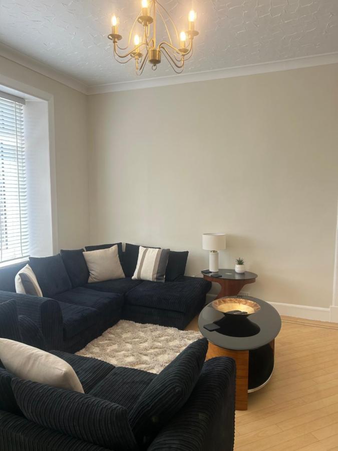 1L Albert Place Maddiston Road Brightons Falkirk Fk2 0Jx 폴몬트 외부 사진